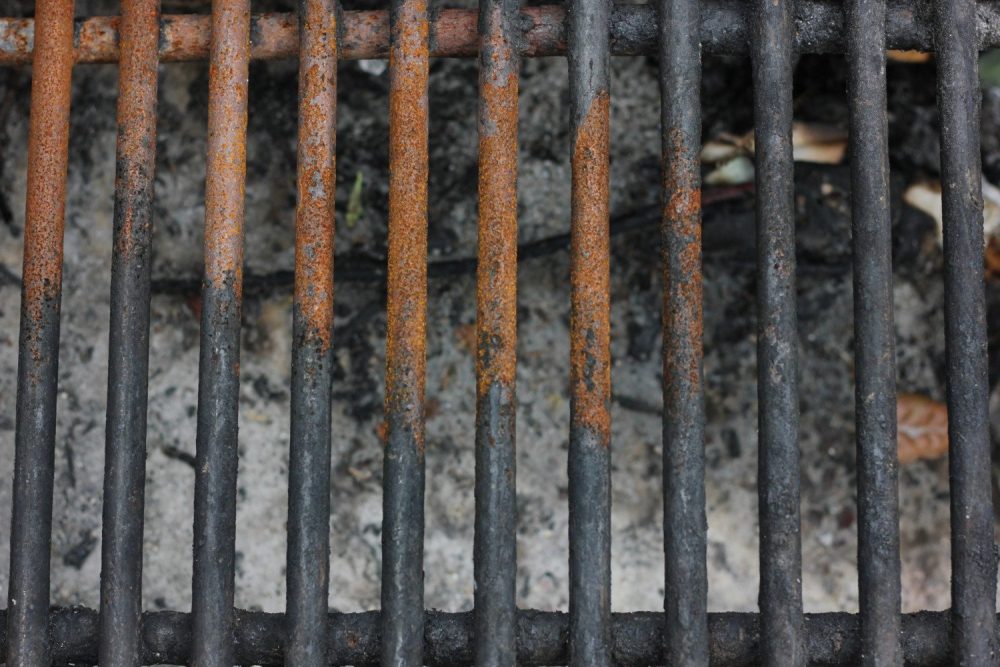Grill grate: protection and care
